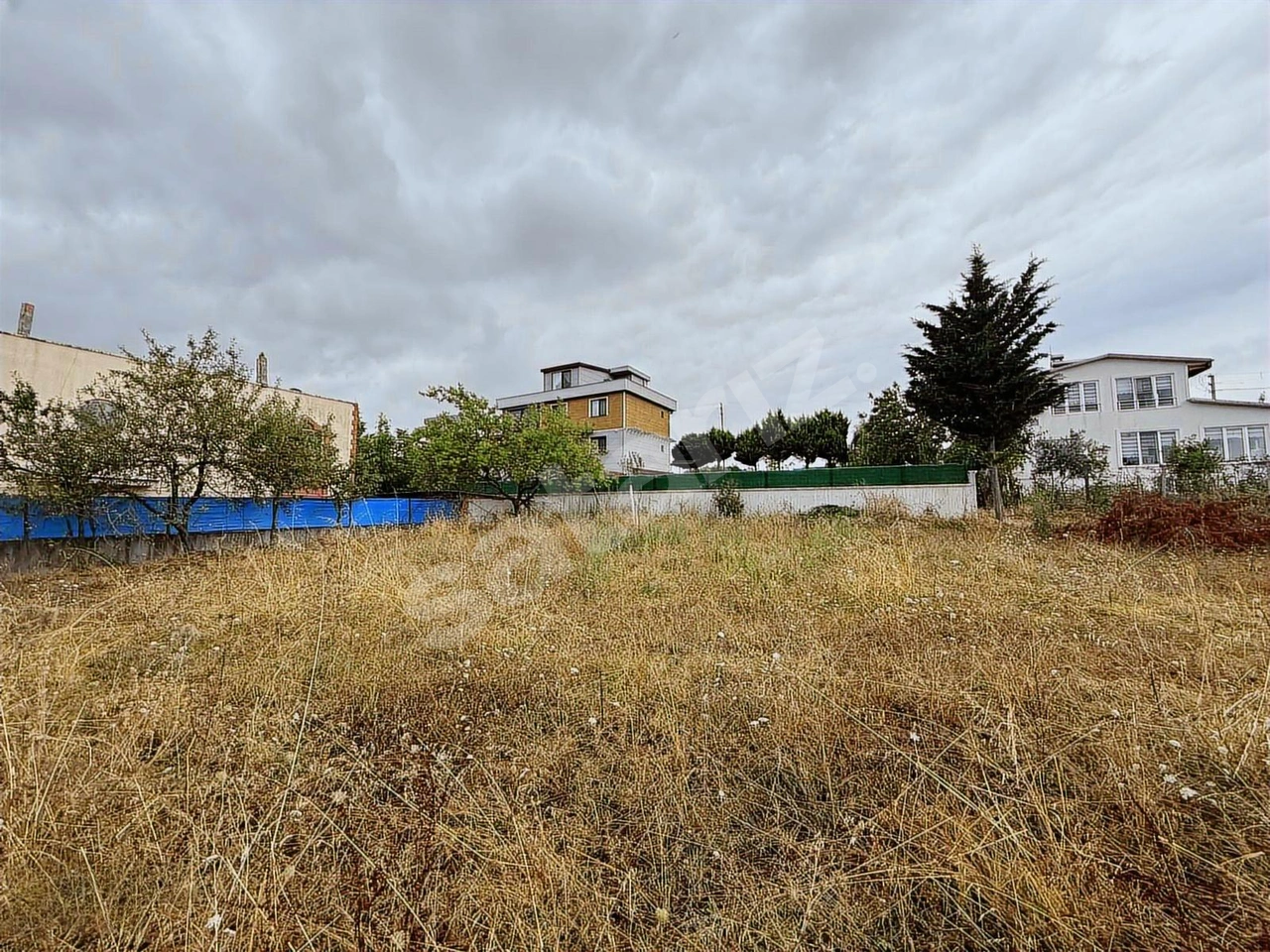 Remax Şahinden Büyükoyumcada 486 m2 Villa Arsası