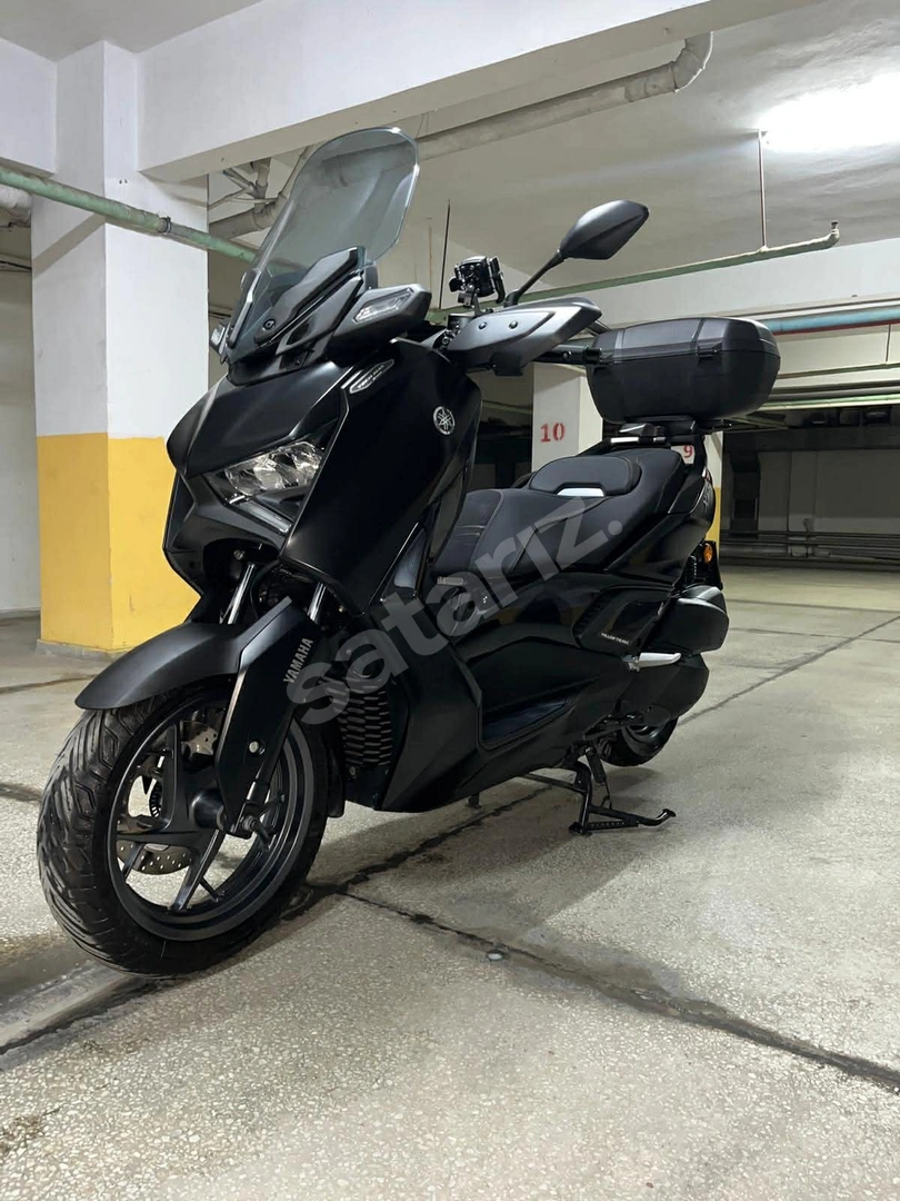 2024 MODEL YAMAHA X-MAX 300 TECH MAX 8.300 KM. HATASIZ