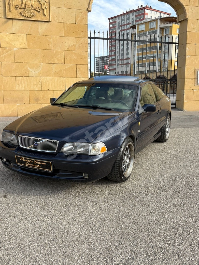 ORJİNAL KM VOLVO C70 PAZARLIK YOK