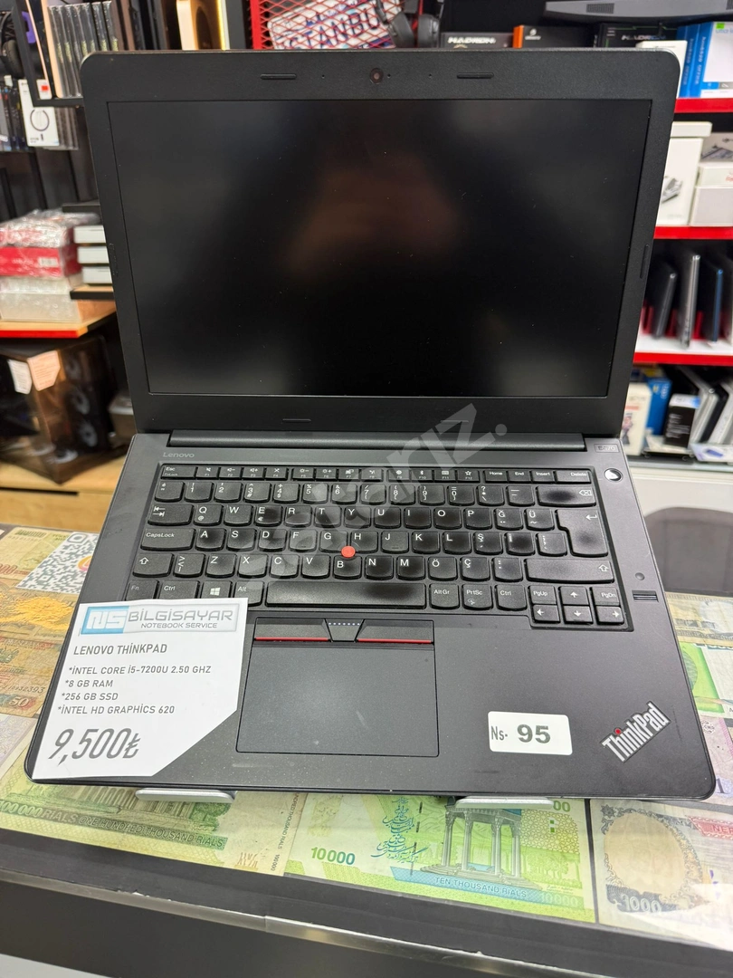 LENOVO THİNKPAD İ5 7.NESİL 8 GB RAM 256 SSD İHG 620