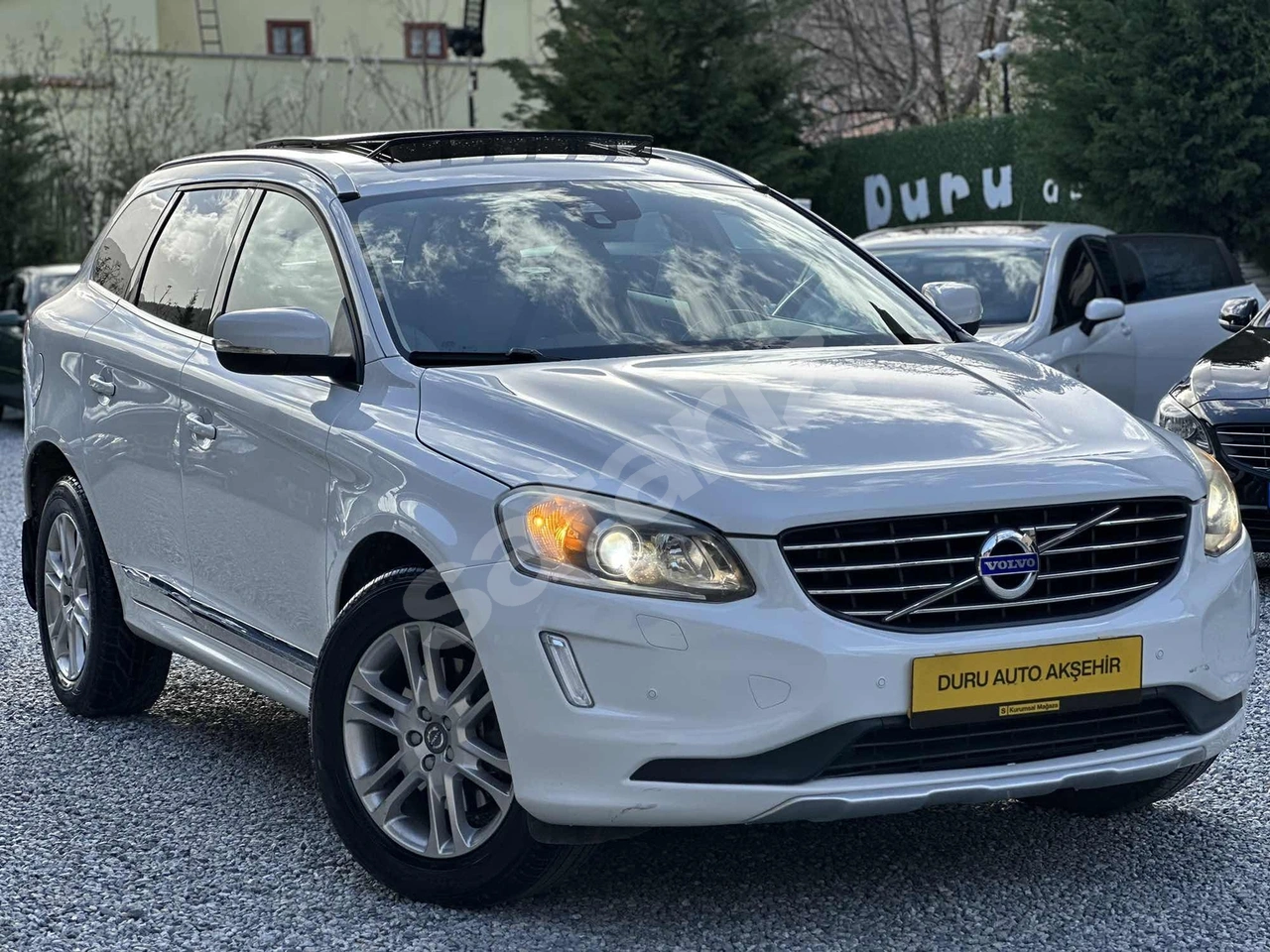 2015 VOLVO XC 60 2.0 D4 ADVANCE CAM TAVAN HATASIZ İÇİ BEJ DERİ