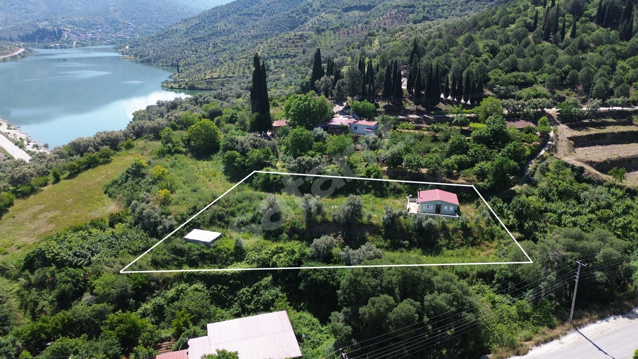 BADEMLİ’DE DOĞAYLA İÇ İÇE, MÜSTAKİL EVLİ SATILIK ARSA