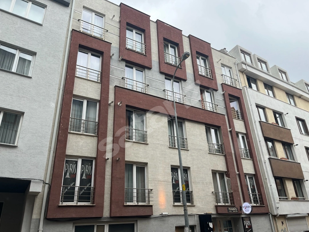 KW ALLES ‘TEN GÜLLÜKTE YATIRIMLIK 1+1 APART DAIRE
