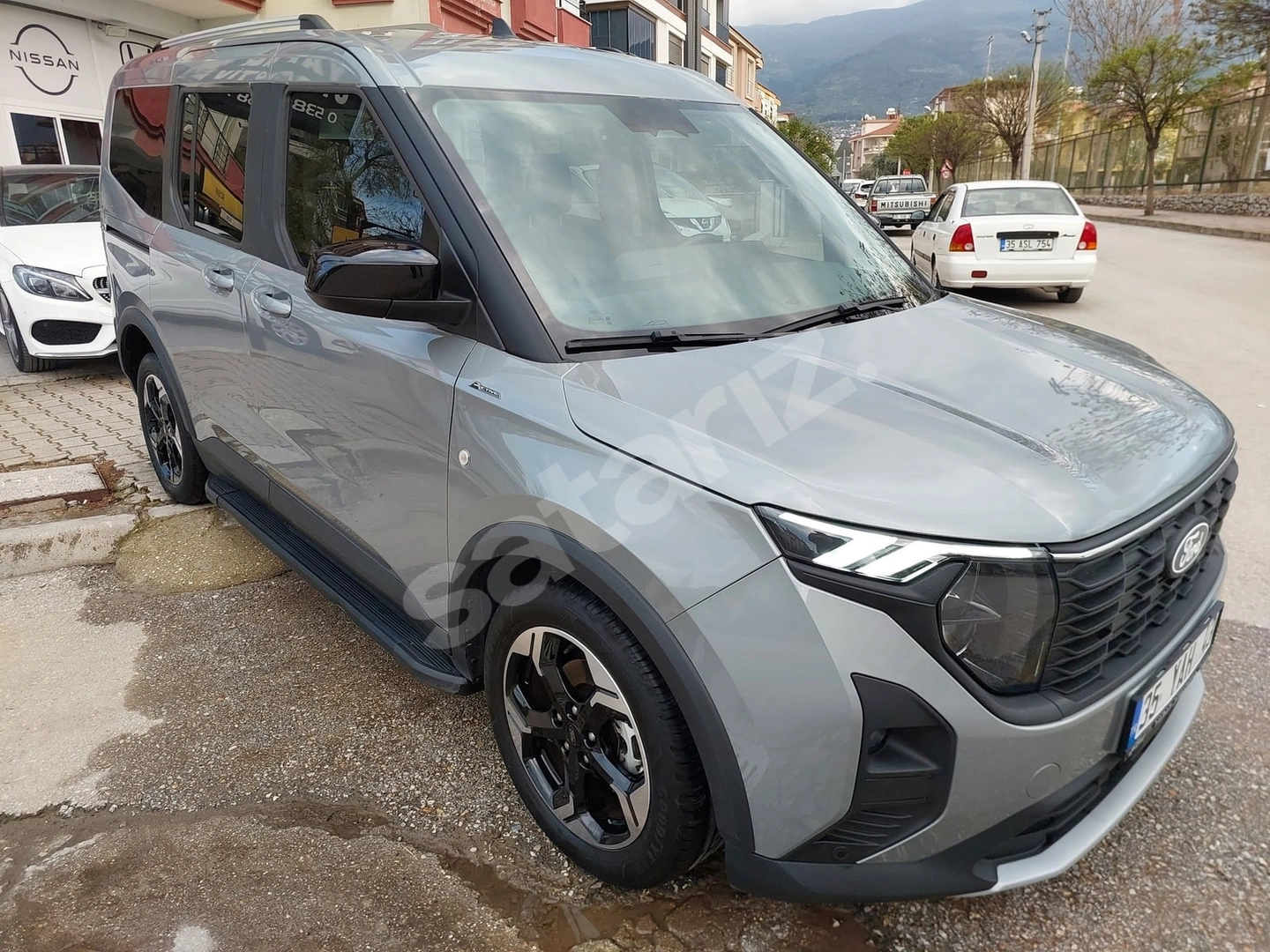 YAPAR OTOMOTİVDEN BOYASIZ 2025 FORD COURİER 1.5 ECOBLUE ACTİVE