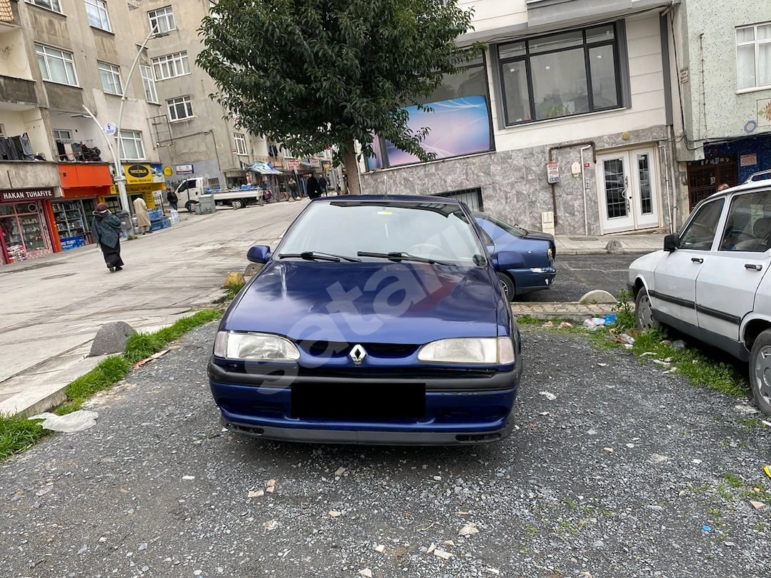 Bireyselden Temiz Bakımlı Renault 19 Evrupa