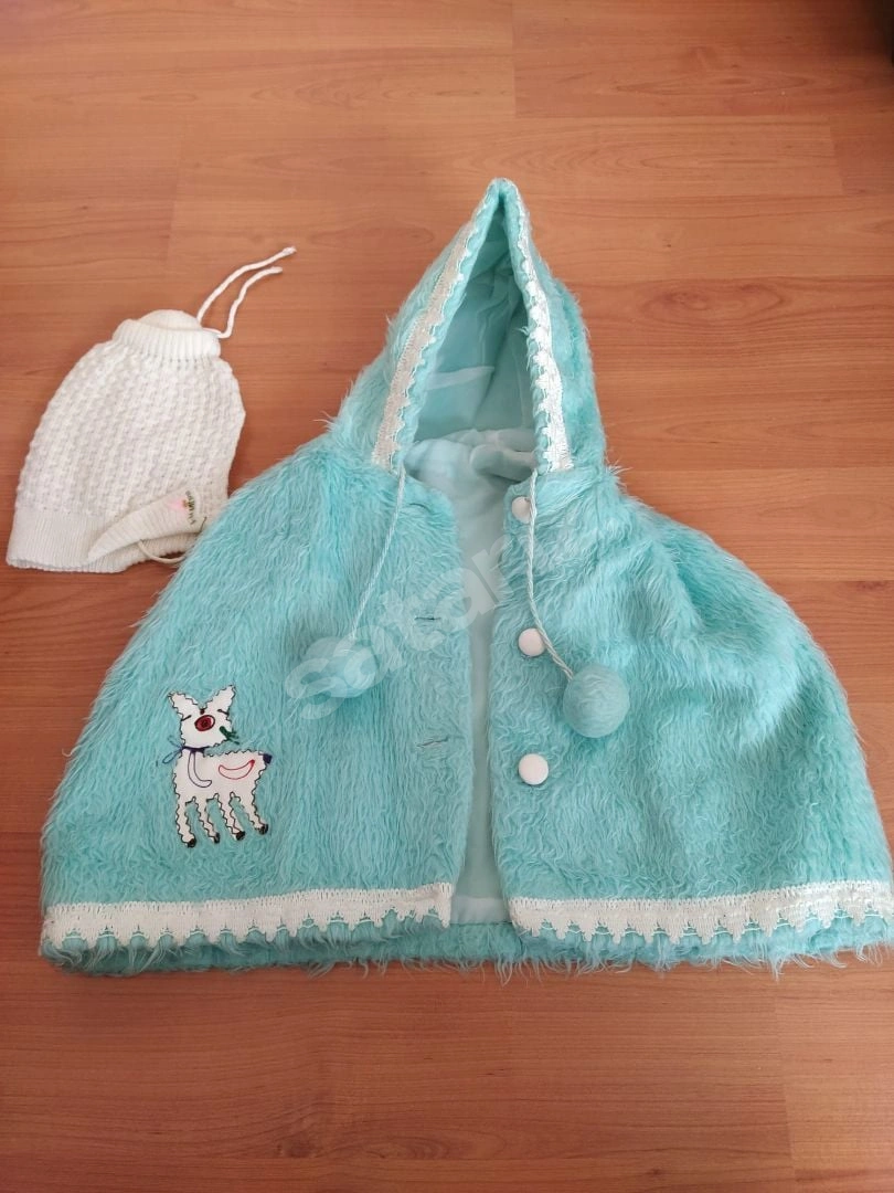 Bebek Pelerini Hırkası Peluş Sıfır Gibi