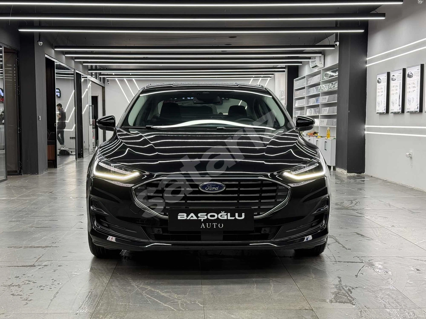 2025 MODEL FORD FOCUS TİTANİUM STİL SİYAH RENK %20 FATURALI