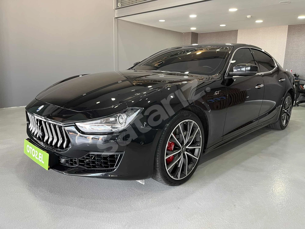 OTO2' DEN 2023 MASERATI Ghibli 2.0 MHEV GT 330 HP - BAYİ ÇIKIŞLI
