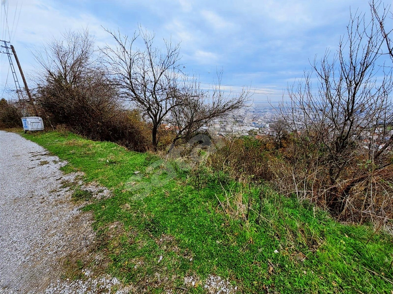 REMAX KUZEY EROL ÜNLÜDEN TEKKEKÖYDE KONUT İMARLI ARSA