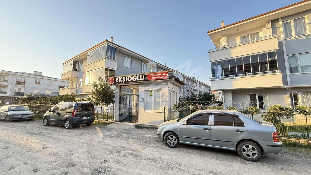 RW Nova'dan karasu Yeni Mah.Havuzlu Site Eşyalı Satılık 1+1Daire