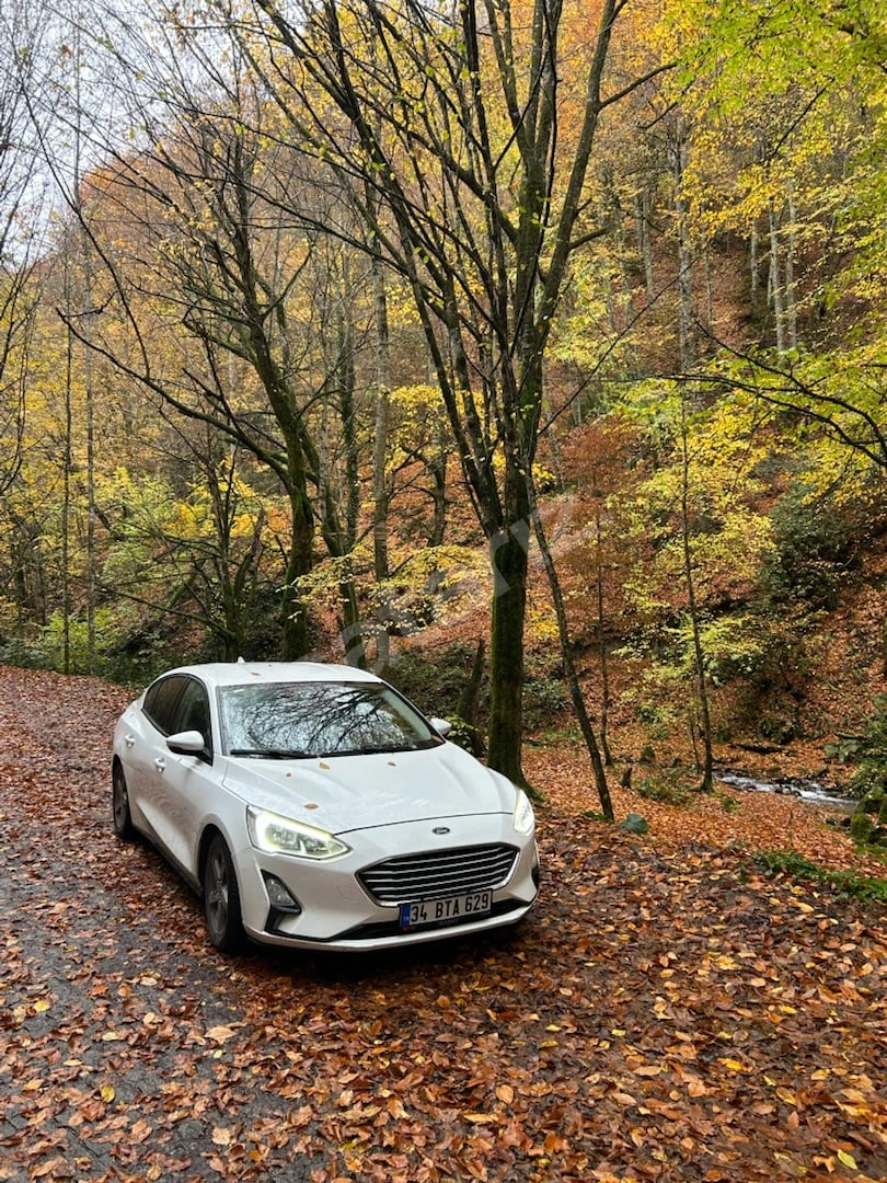 DEĞİŞENSİZ HASAR KAYITSIZ 107.000 KM DİZEL OTOMATİK AİLE ARACI