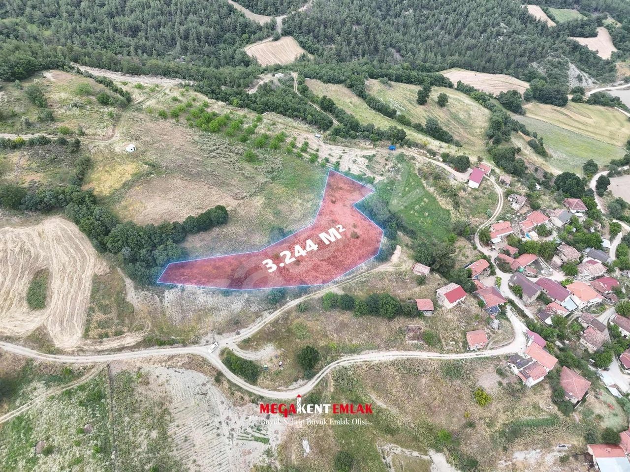 MEGAKENT EMLAK'TAN TARAKLI MERKEZE 4 KM SATILIK İMARLI ARSA