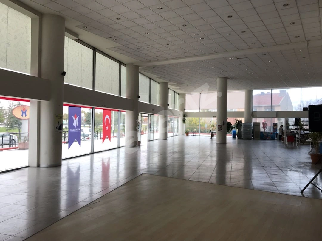 ANKARA -İSTANBUL ÇEVREYOLU CEPHELİ OTO SHOWROOM'A UYGUN BİNA