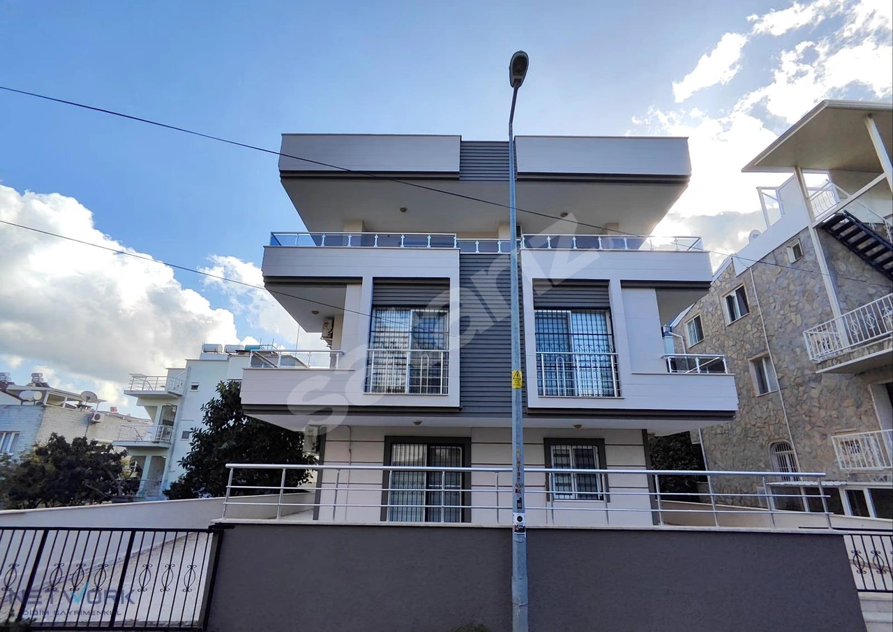 DİDİM ALTINKUMDA SATILIK 5+2 TAM MÜSTAKİL VİLLA APART OLABİLİR