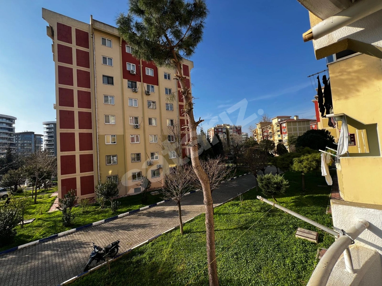 Güzelyurt Mahallesinde Site İçinde 2+1 Fırsat Satılık Daire