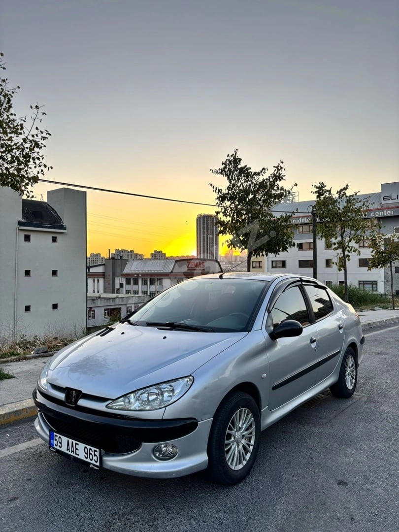 PEUGEOT 206