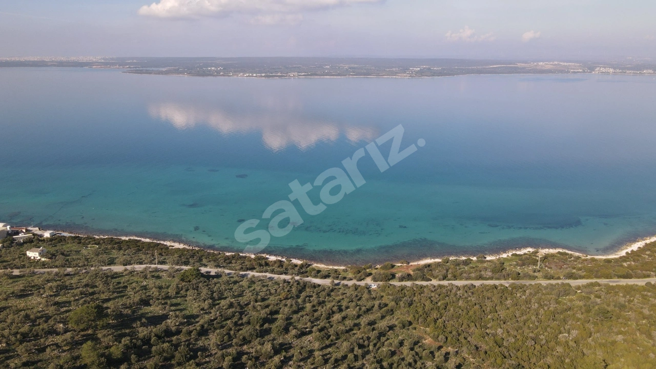 EGENİN İNCİSİ AKBÜK'TE DENİZE SIFIR SATILIK ARSA