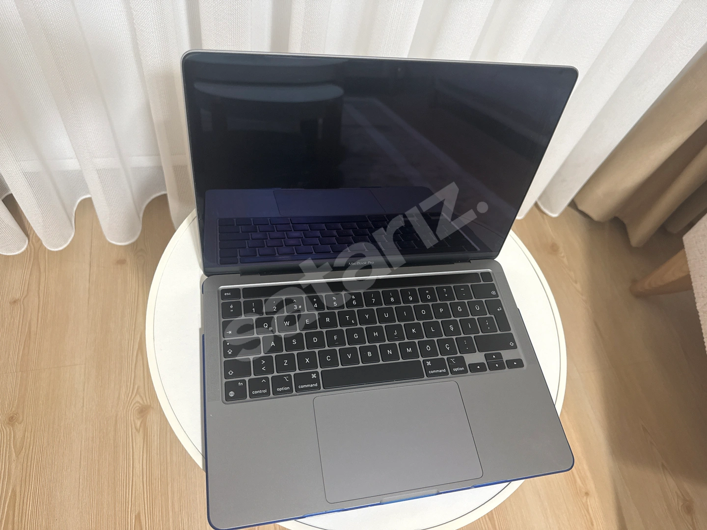 Apple Macbook