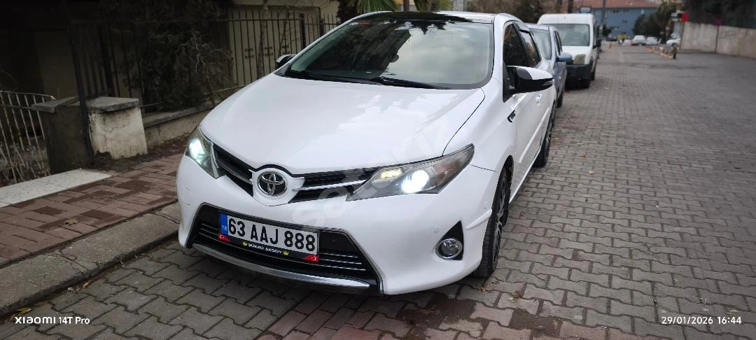 Auris Cam Tavanlı Manuel