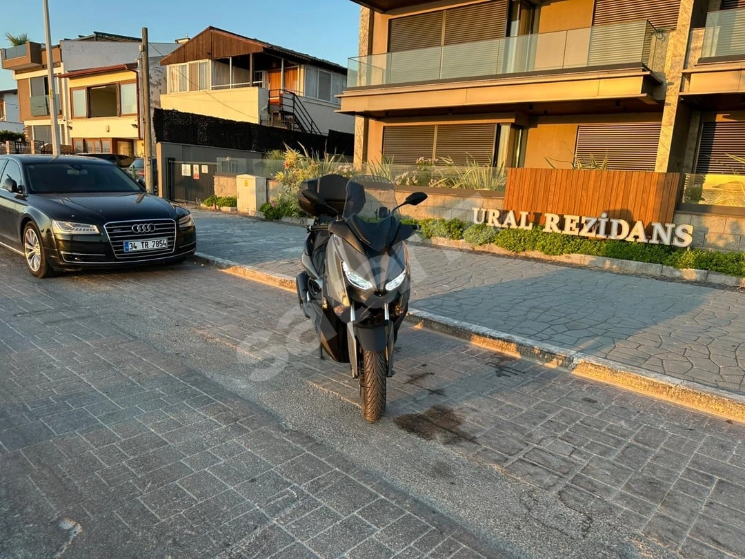 Yamaha X Max Tech Max 2022 Model Nardo Gri