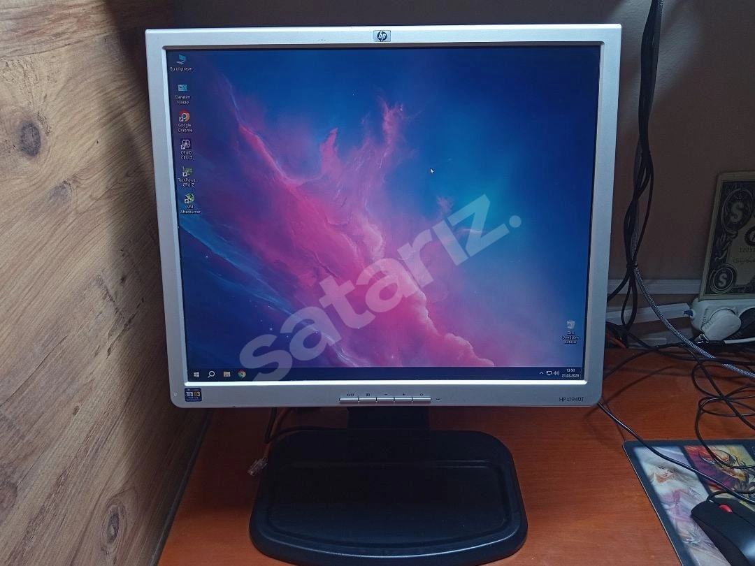 HP 19 İnç 75 Hz Pivot Monitör + Yükseklik / Eğim Ayarlanabilir Stand (L1940T)