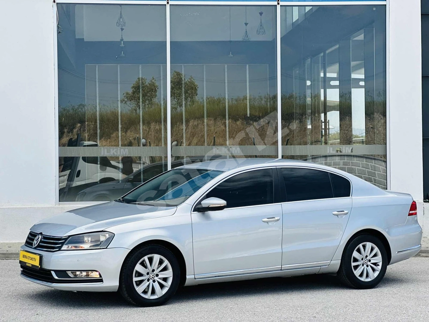 DEGİŞENSİZ 2013 MODEL PASSAT 1.4 TSI BMT COMFORT OTOMATİK