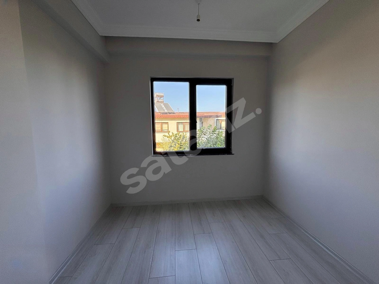 REMAX YUNUS TEKİNDEN İNCESUYALIDA KİRALIK 2+1 DAİRE