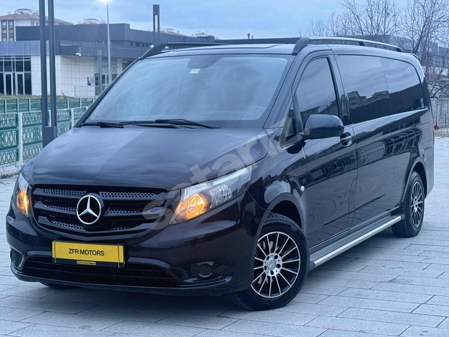ZFR MOTORS HATASIZ BOYASIZ MERCEDES VİTO 111CDİ VİP ORJ130.000KM