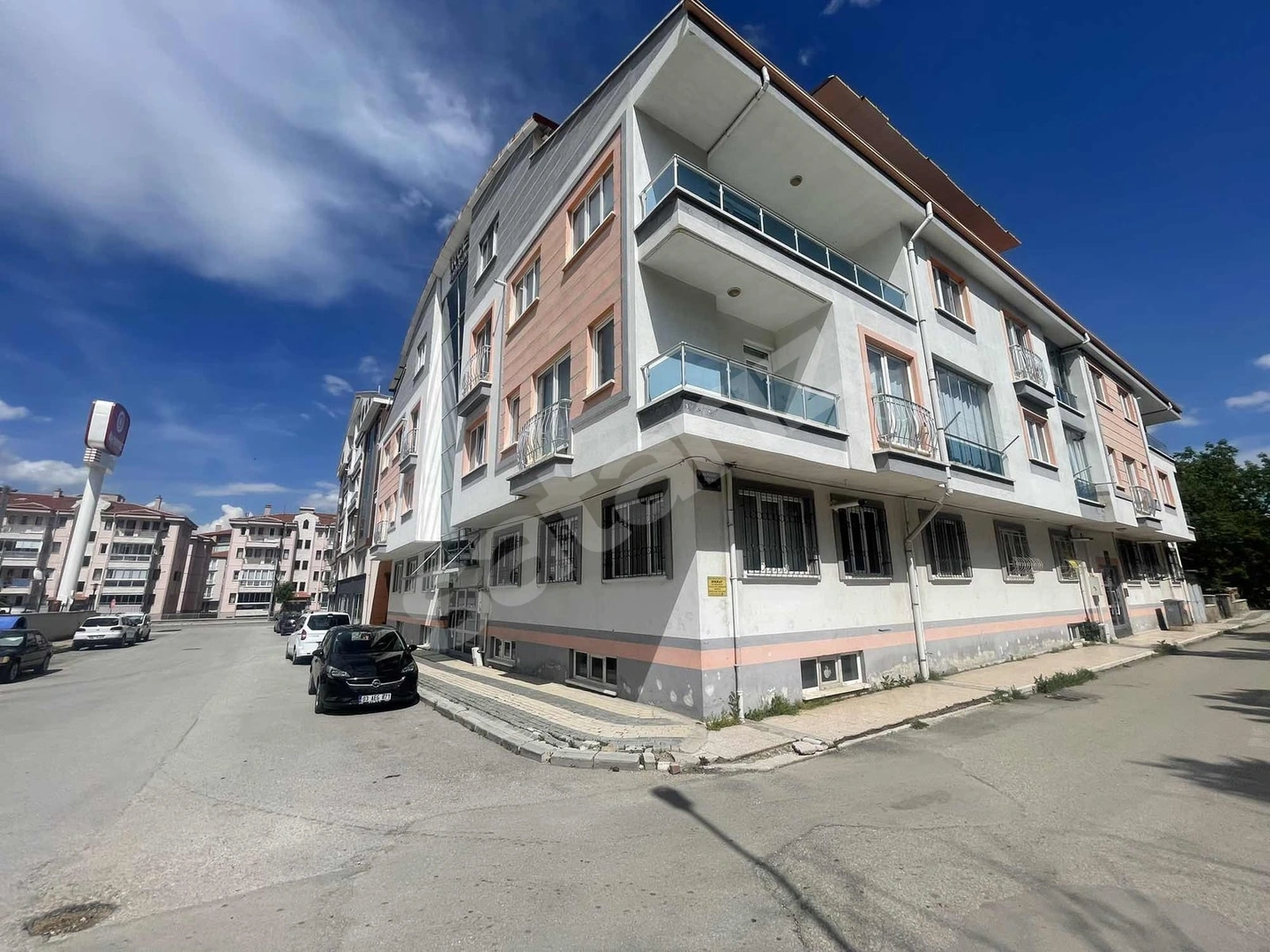 HAMİDİYE KAPALI MUTFAK 2+1 90m2 EBEVEYN BANYOLU SATILIK DAİRE