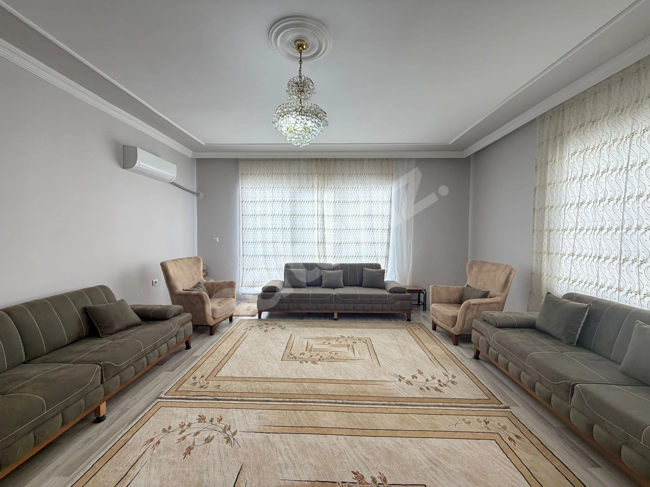 Mezopotamya Sitesinde 260 m² 4+1 Rektörlük & Yeni Adliye