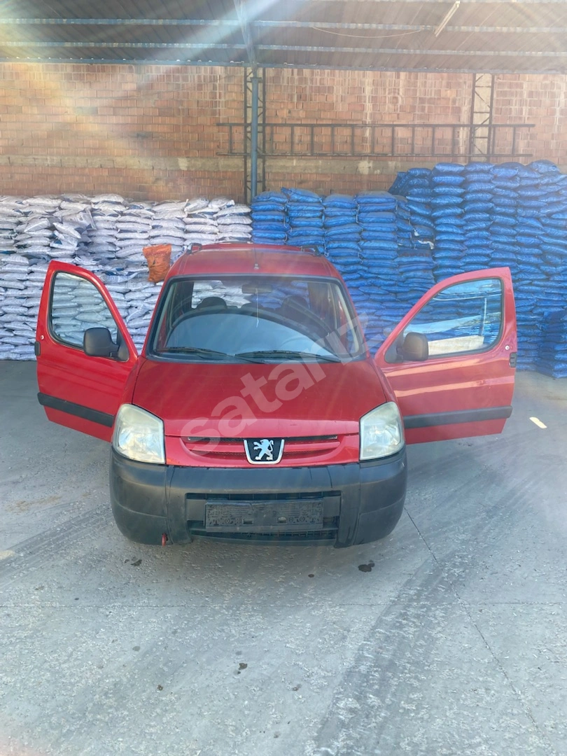Peugeot Partner İlk Elden 215000 Km