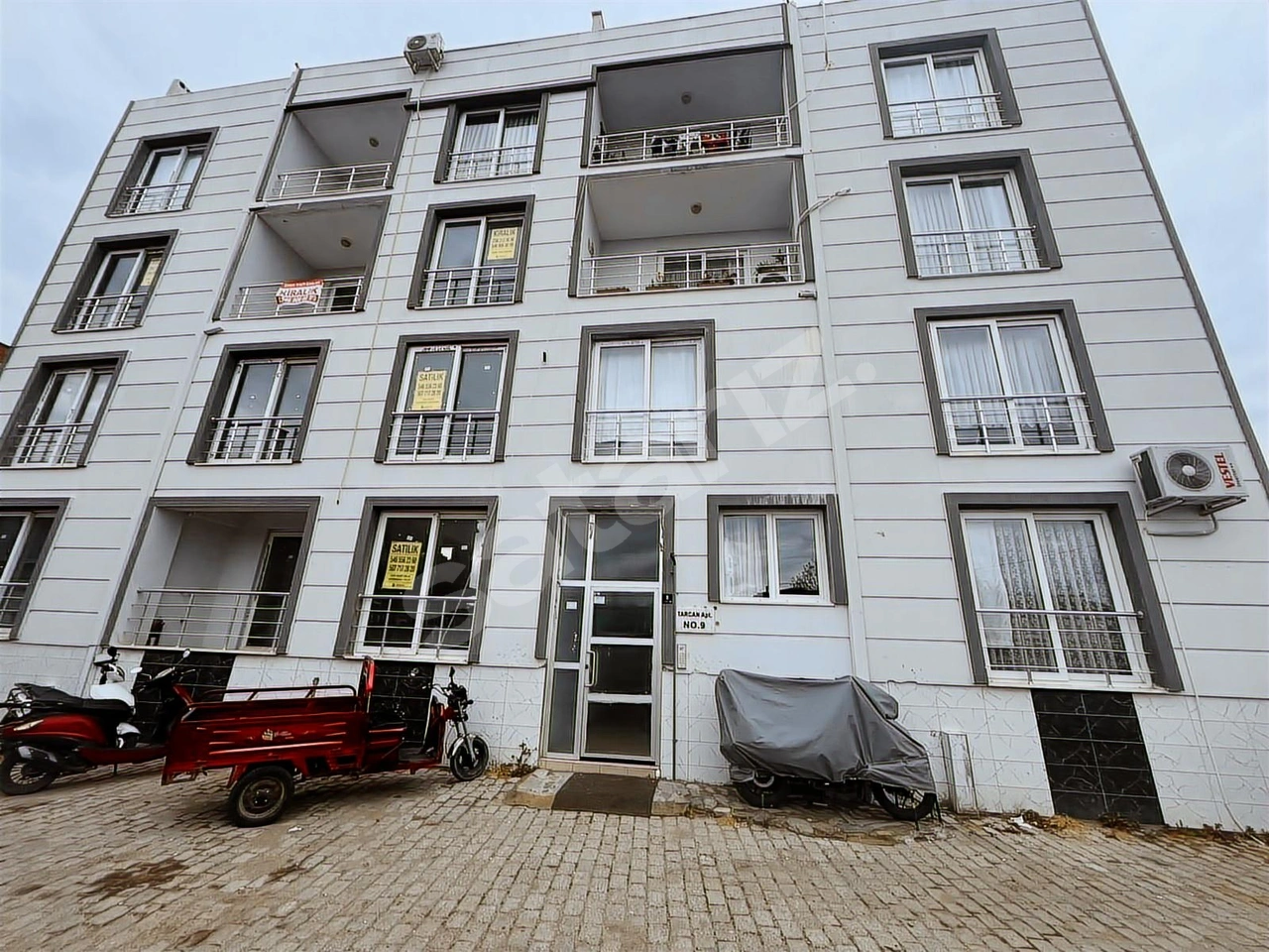 NAZİLLİ'DE KIRACILI YATIRIMLIK FIRSAT DUBLEKS DAİRE