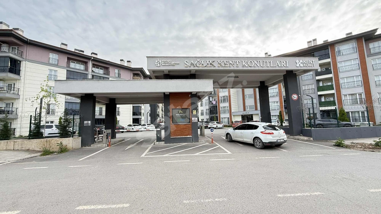 Kartepe Sağlık Kent Sitesi Kiralık 2+1 Amerikan Mutfak Daire
