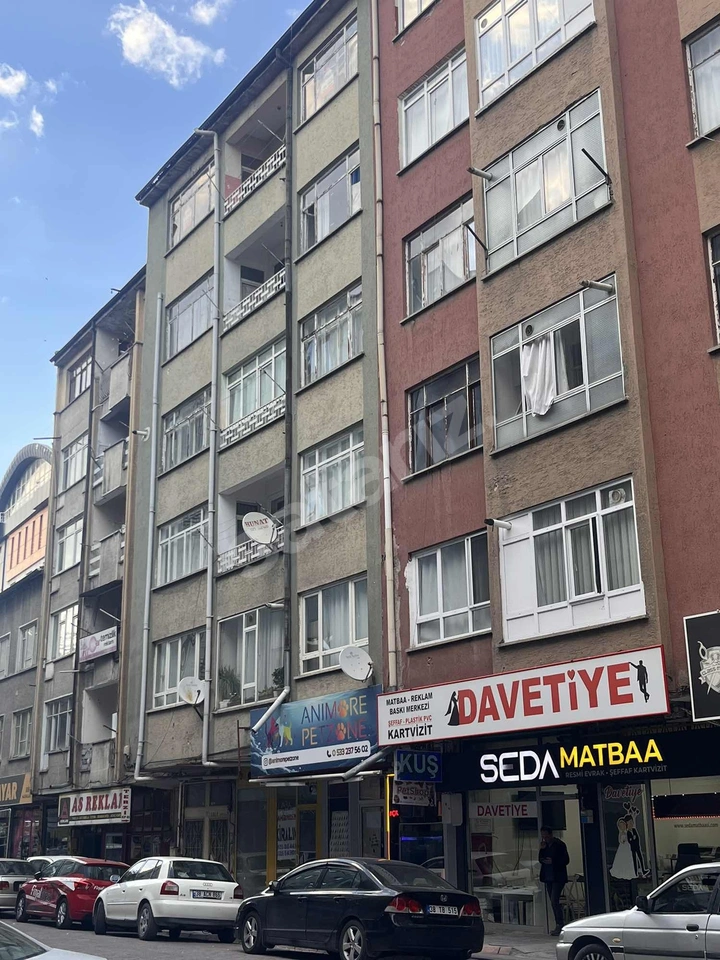 SAHABİYE'DE 3+1 KOMBİLİ KİRALIK DAİRE