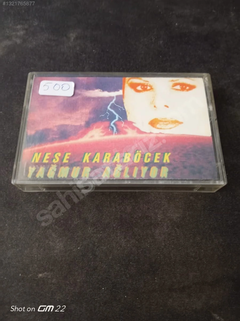Neşe Karaböcek 'Yağmur Ağlıyor' Müzik Kaseti