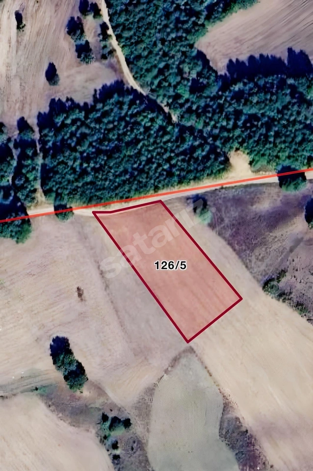 Rw Nova'dan Kızderbent'te Yola Cephe 2.927 m2 Satılık Arazi