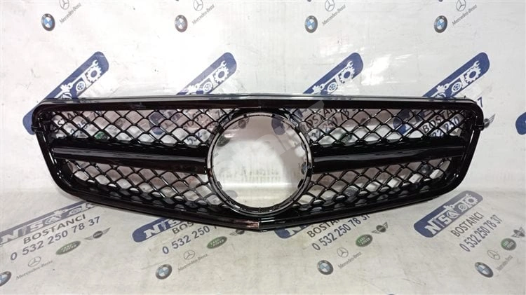 MERCEDES C SERİSİ W204 AMG C63 SİYAH PANJUR A2043115