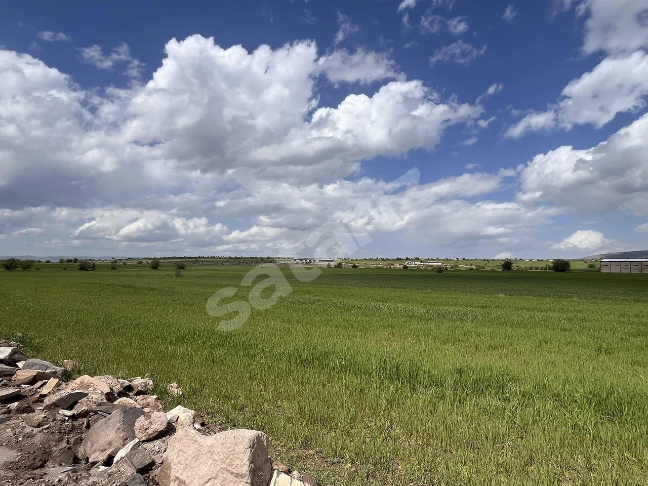MİMARSİNAN MAHALLESİ'NDE OBS VE TOKİ ARASI 6300 M2 TEK TAPU