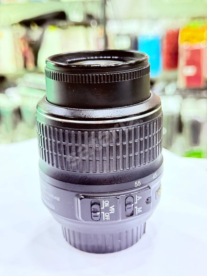 Nikon DX AF-S NIKKOR 18-55 MM Kit Lens