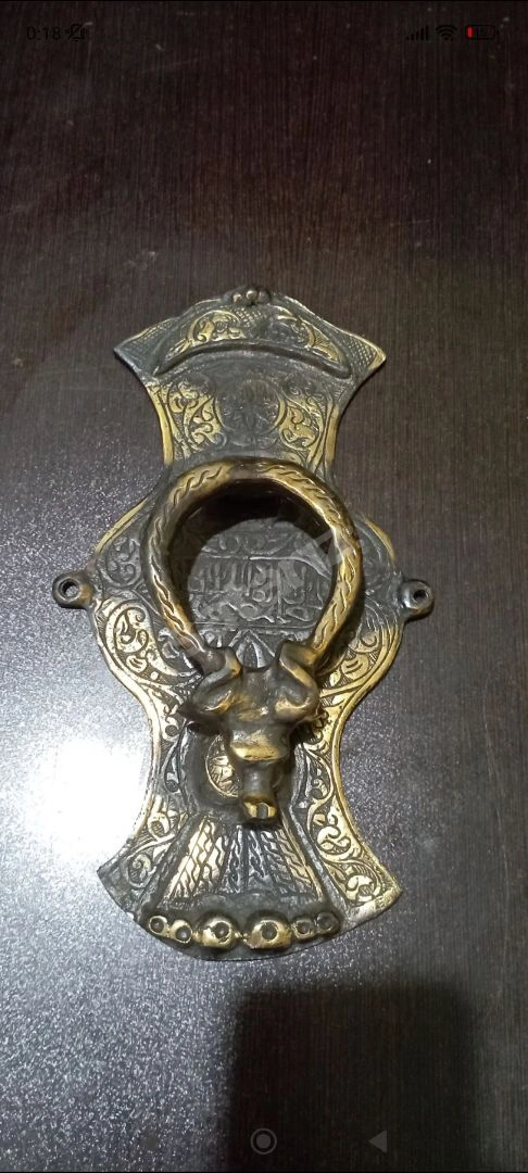 Antika Pirinç Boğa Başlı Kapı Tokmağı
