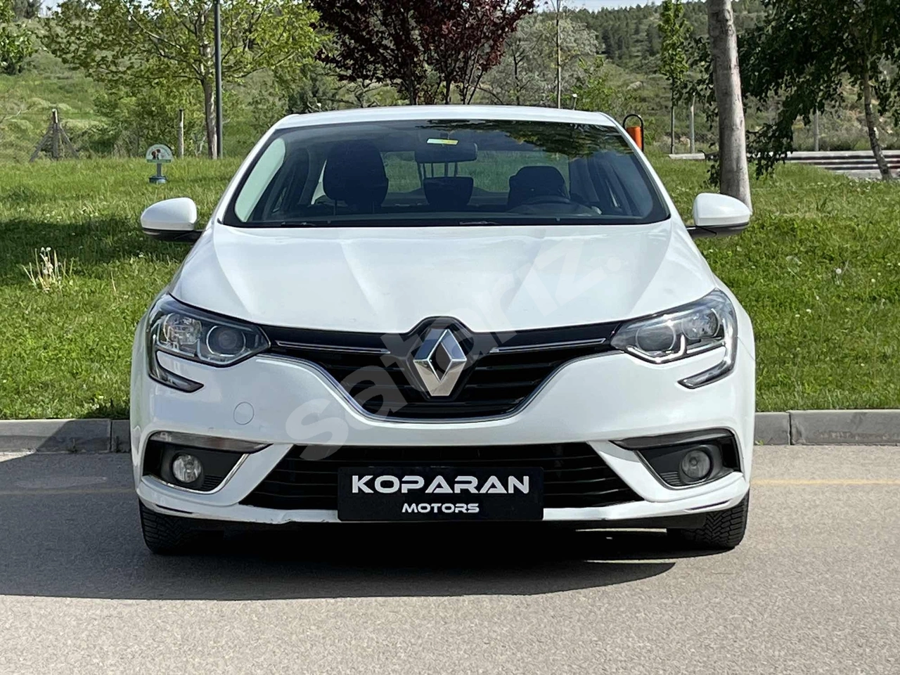 KOPARAN 2020 MEGANE / %0.49 FAİZ ORANI VEYA SENETLİ VADELİ SATIŞ