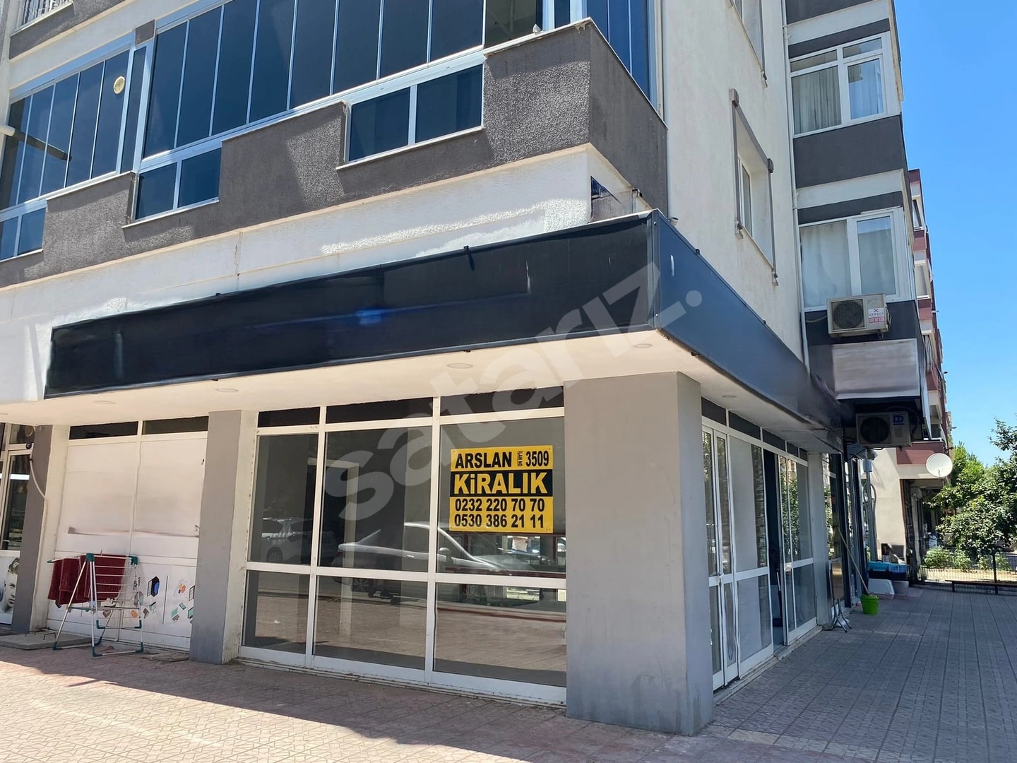 Arslan'dan Atıfbey Merkezde Köşe Cephe 55m² Kiralık İşyeri