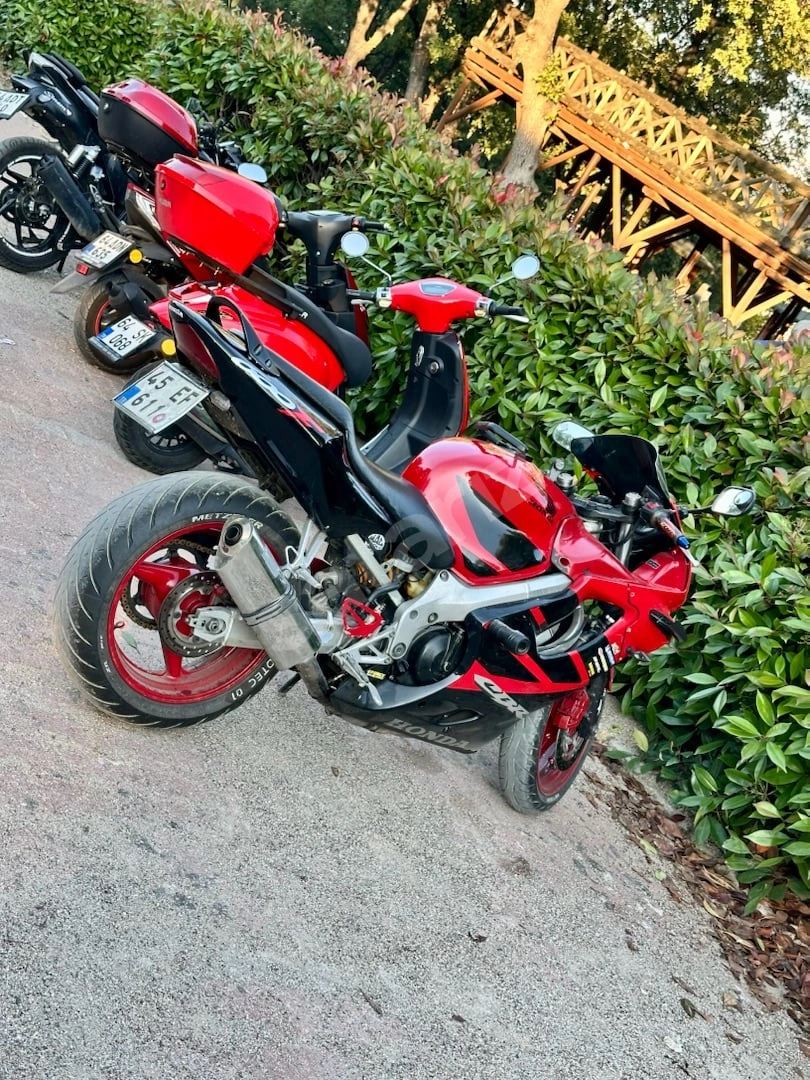 SAHİBİNDEN TEMİZ HONDA