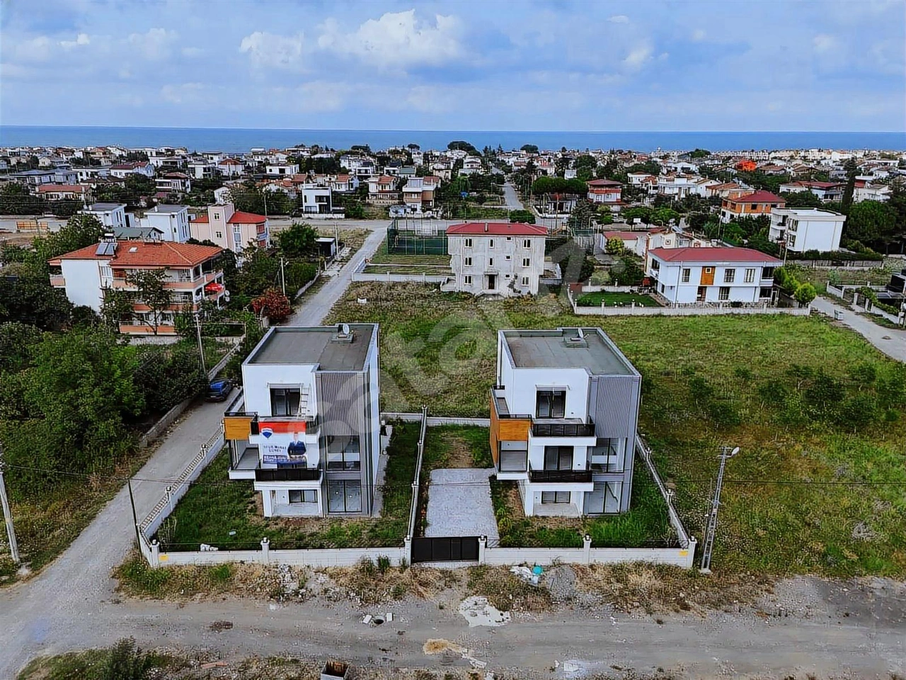 TAFLAN YALIDA A-PLUS 4+1 FIRSAT VİLLA 348 M² ARSALI