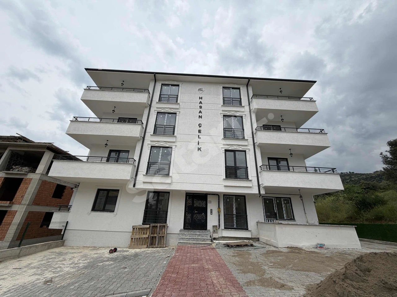 2.01 KREDİ ORANI! SATILIK SIFIR ULTRA LÜKS DAİRE !
