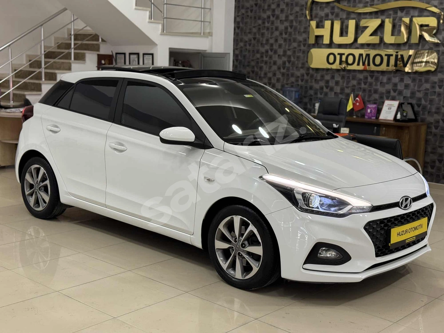 2019 HYUNDAİ İ20 OTOMATİK CAM TAVAN LED GERİ GÖRÜŞ HATASIZ