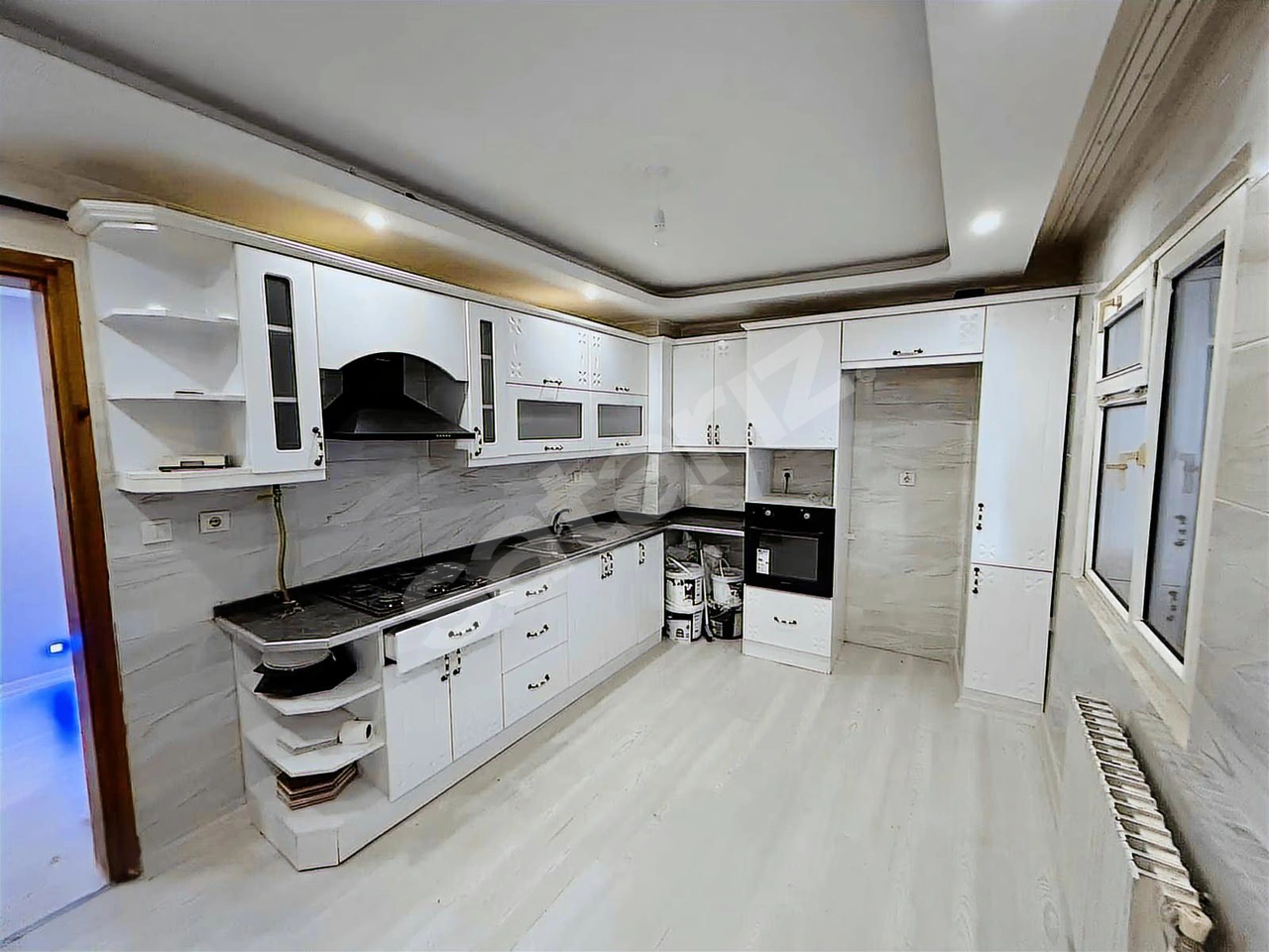 MURATBEY MH. KORULUK MEVKİĞİNDE SATILIK 4+1 LÜKS DAİRE