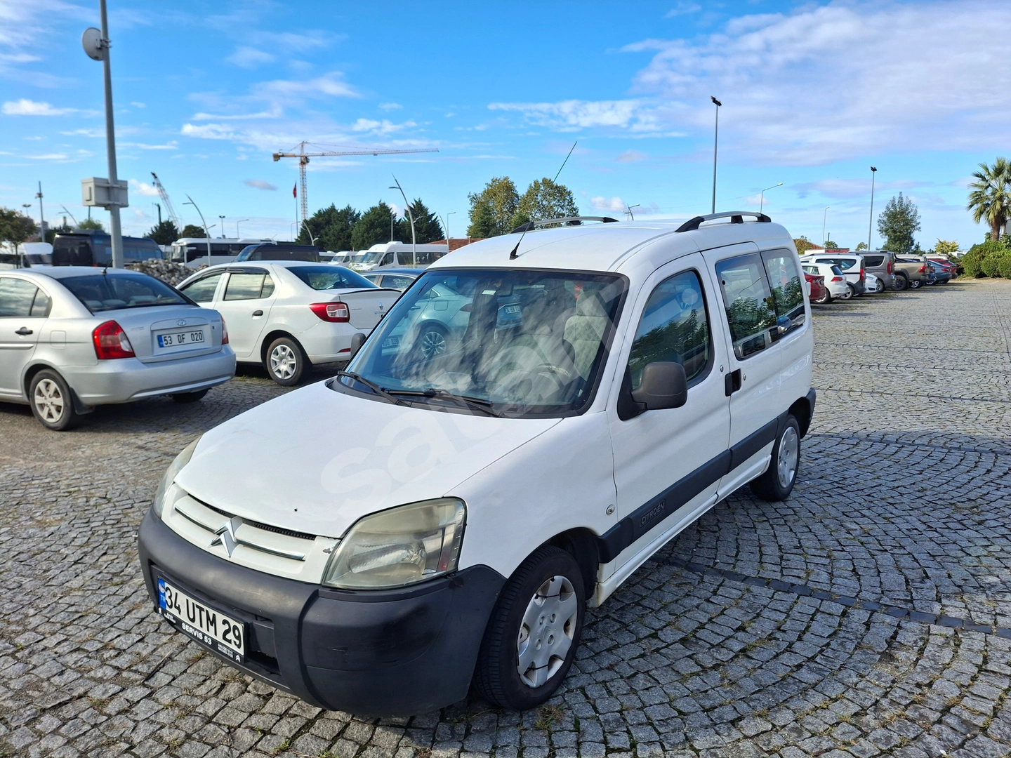 Bireyselden satılık sorunsuz 2006model 249000km de citröen berlingo