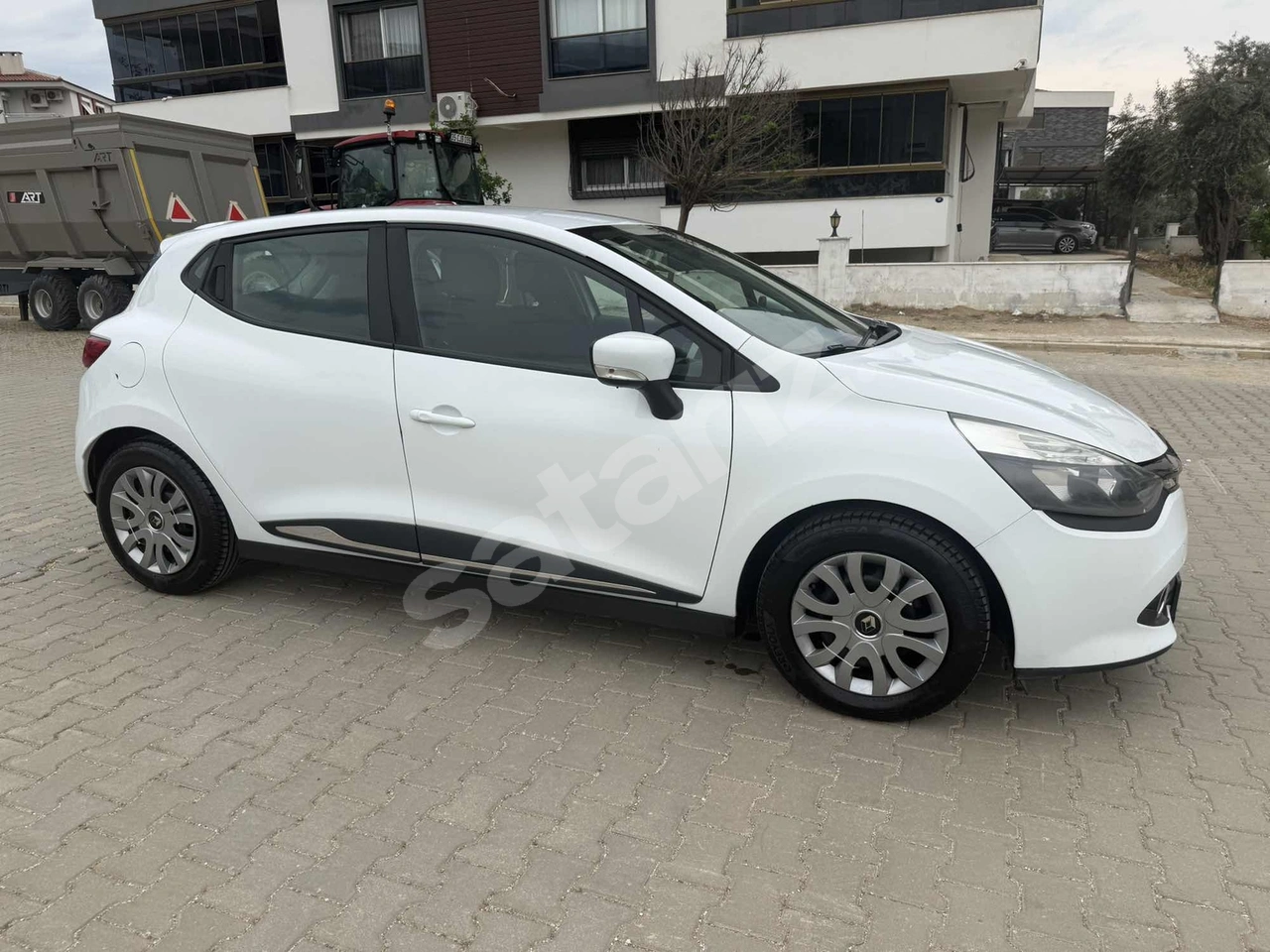 2015 CLIO 1.2 JOY HATASIZ BOYASIZ