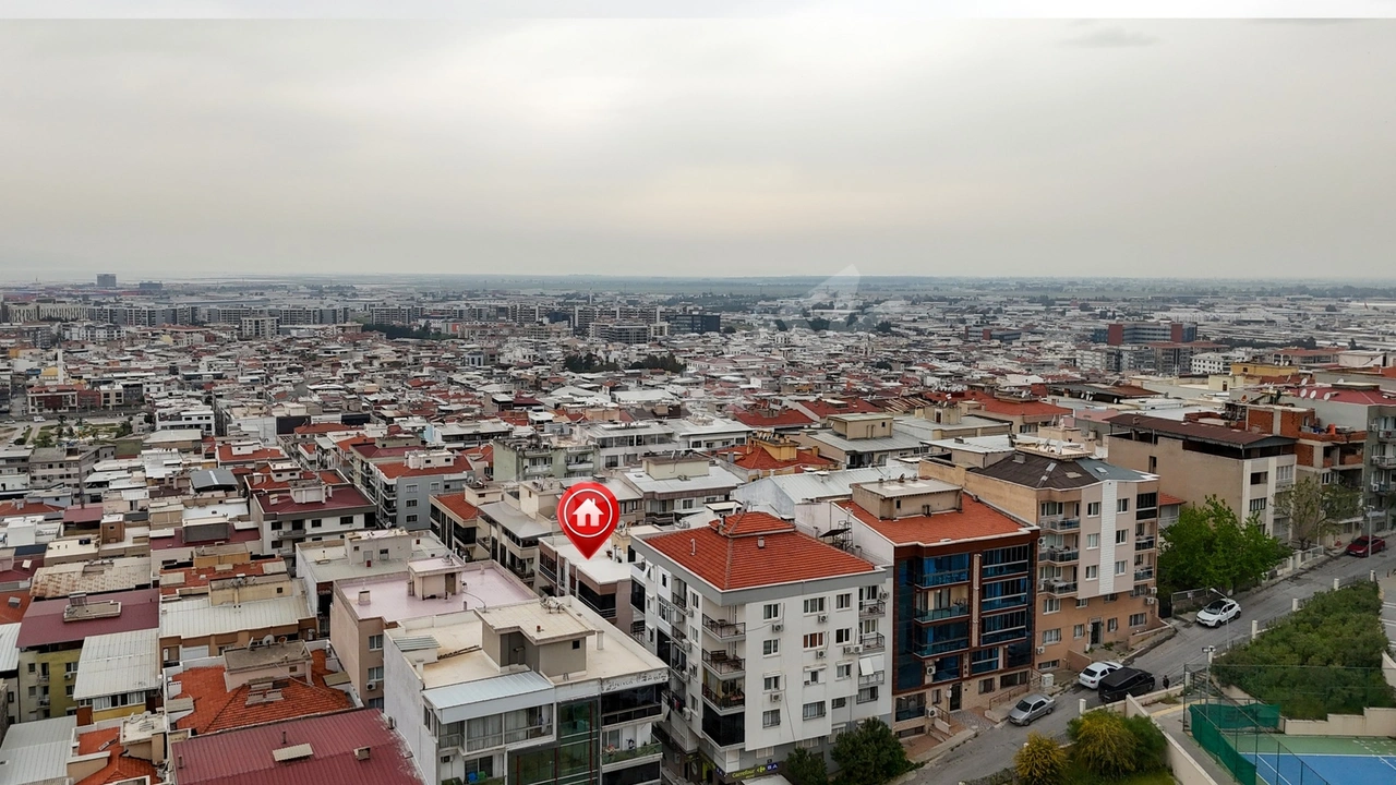 Küçük Çiğlide Fırsat 3+1 Satılık Daire - 115m² Net, 2 Banyolu